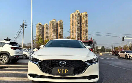 Mazda 3, 2022 год, 1 815 911 рублей, 2 фотография