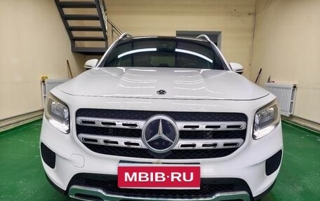 Mercedes-Benz GLB, 2021 год, 2 813 000 рублей, 2 фотография