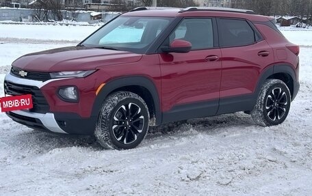 Chevrolet TrailBlazer, 2021 год, 1 999 000 рублей, 3 фотография