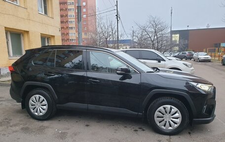 Toyota RAV4, 2021 год, 3 500 000 рублей, 3 фотография