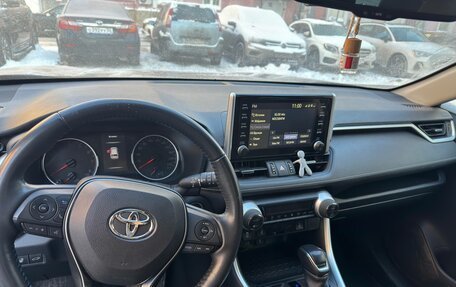 Toyota RAV4, 2021 год, 3 500 000 рублей, 5 фотография