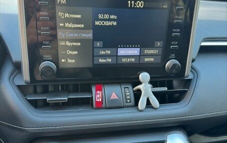 Toyota RAV4, 2021 год, 3 500 000 рублей, 6 фотография