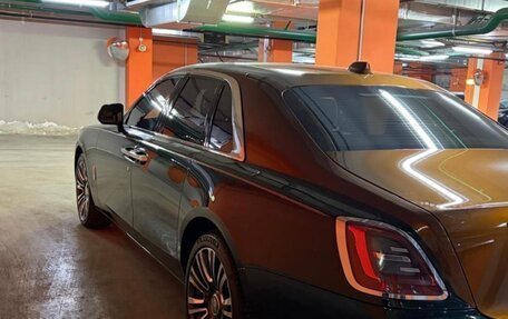 Rolls-Royce Ghost Series II рестайлинг, 2021 год, 25 500 000 рублей, 4 фотография