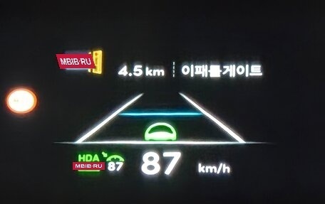 Genesis GV70, 2025 год, 9 фотография