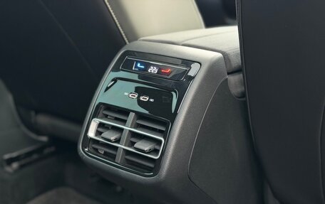 Volkswagen Tiguan, 2025 год, 4 499 700 рублей, 30 фотография