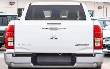 Mitsubishi Triton, 2025 год, 4 630 000 рублей, 5 фотография