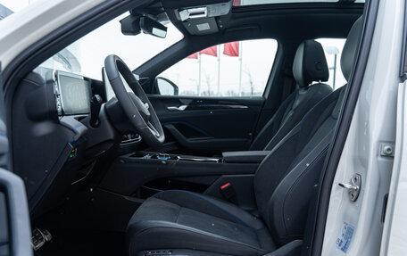 Volkswagen Tiguan II, 2025 год, 5 480 000 рублей, 8 фотография