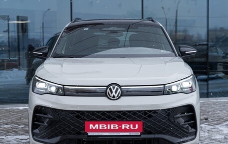 Volkswagen Tiguan II, 2025 год, 5 480 000 рублей, 3 фотография