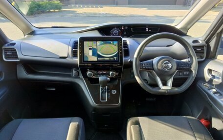 Nissan Serena IV, 2019 год, 2 200 000 рублей, 11 фотография