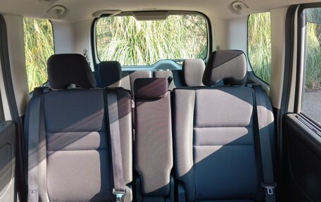 Nissan Serena IV, 2019 год, 2 200 000 рублей, 23 фотография