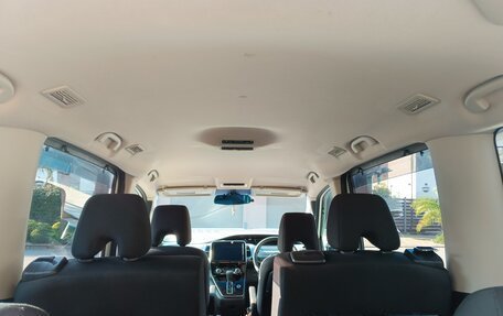 Nissan Serena IV, 2019 год, 2 200 000 рублей, 25 фотография