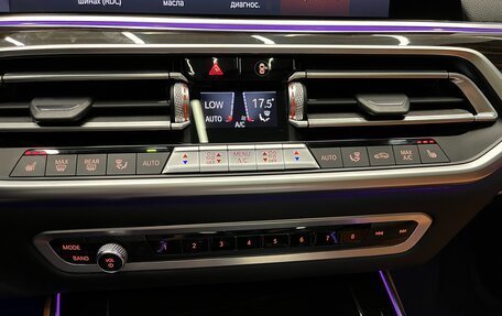 BMW X5, 2018 год, 5 700 000 рублей, 34 фотография