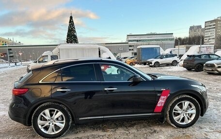 Infiniti QX70, 2013 год, 2 300 000 рублей, 7 фотография