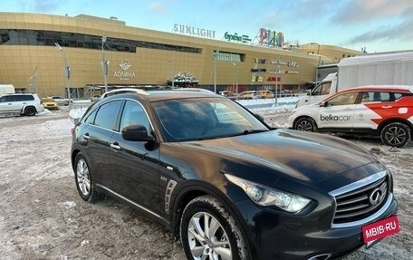 Infiniti QX70, 2013 год, 2 300 000 рублей, 3 фотография