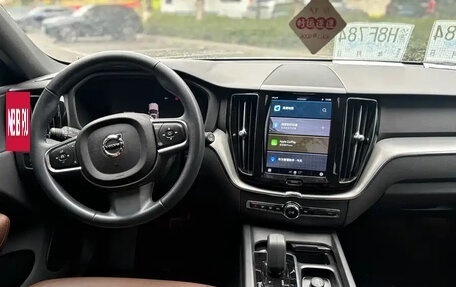 Volvo XC60 II, 2022 год, 4 699 911 рублей, 10 фотография