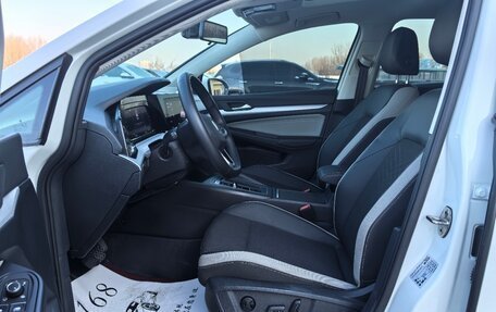 Volkswagen Golf VIII, 2022 год, 1 980 000 рублей, 9 фотография