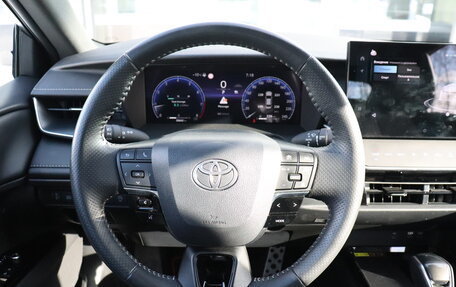 Toyota Camry, 2024 год, 4 150 000 рублей, 13 фотография