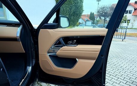 Land Rover Range Rover IV рестайлинг, 2025 год, 19 100 000 рублей, 11 фотография