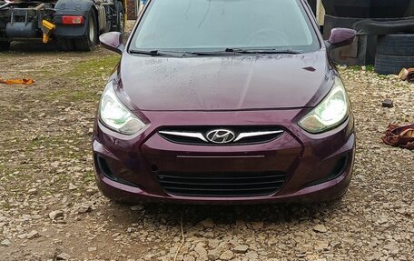 Hyundai Solaris II рестайлинг, 2011 год, 520 000 рублей, 1 фотография