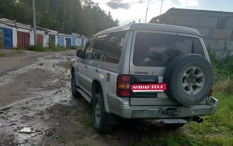 Mitsubishi Pajero III рестайлинг, 1995 год, 850 000 рублей, 4 фотография