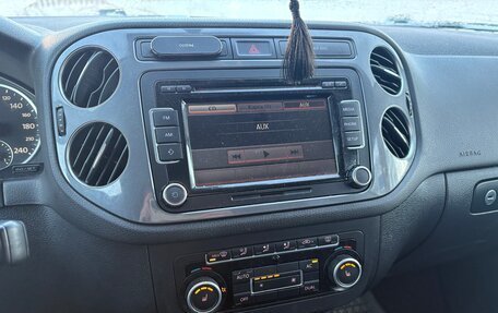 Volkswagen Tiguan I, 2011 год, 800 000 рублей, 6 фотография