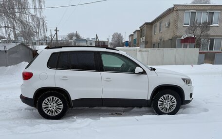 Volkswagen Tiguan I, 2011 год, 800 000 рублей, 3 фотография