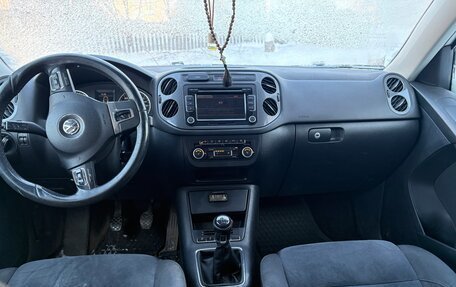 Volkswagen Tiguan I, 2011 год, 800 000 рублей, 8 фотография