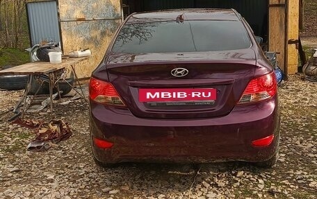 Hyundai Solaris II рестайлинг, 2011 год, 520 000 рублей, 2 фотография