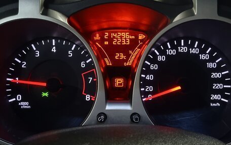 Nissan Juke II, 2014 год, 990 000 рублей, 11 фотография