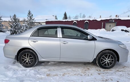 Toyota Corolla, 2011 год, 900 000 рублей, 4 фотография