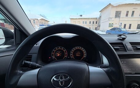 Toyota Corolla, 2011 год, 900 000 рублей, 10 фотография