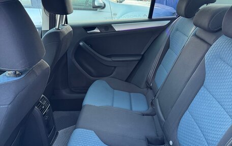 Volkswagen Jetta VI, 2013 год, 850 000 рублей, 6 фотография