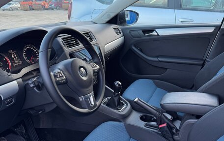 Volkswagen Jetta VI, 2013 год, 850 000 рублей, 5 фотография