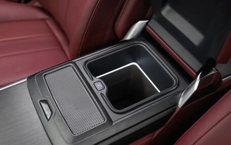 Land Rover Range Rover IV рестайлинг, 2026 год, 23 390 000 рублей, 16 фотография