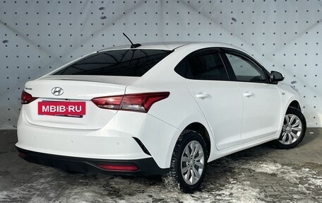 Hyundai Solaris II рестайлинг, 2021 год, 1 650 000 рублей, 4 фотография