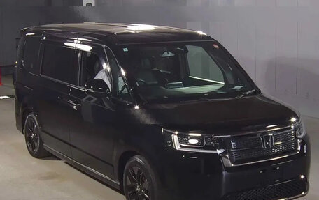 Honda Stepwgn, 2022 год, 2 216 000 рублей, 2 фотография