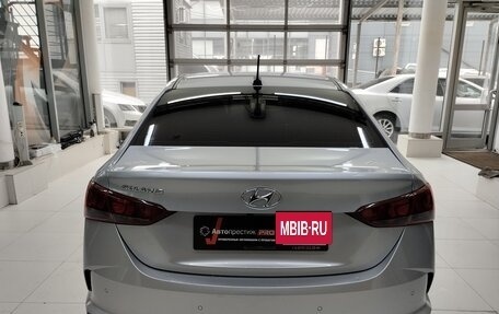 Hyundai Solaris II рестайлинг, 2021 год, 1 850 000 рублей, 5 фотография