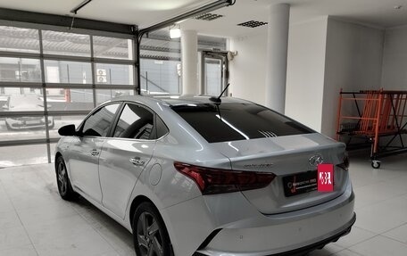 Hyundai Solaris II рестайлинг, 2021 год, 1 850 000 рублей, 4 фотография