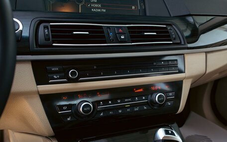 BMW 5 серия, 2013 год, 1 965 000 рублей, 16 фотография