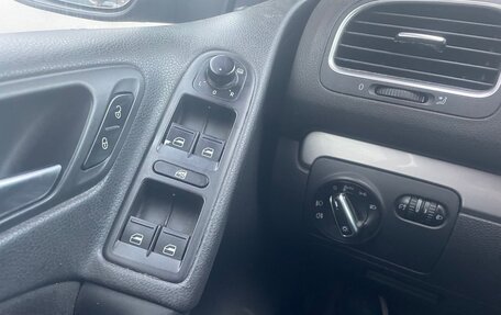 Volkswagen Golf VI, 2011 год, 780 000 рублей, 6 фотография