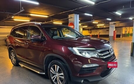 Honda Pilot III рестайлинг, 2018 год, 2 650 000 рублей, 6 фотография