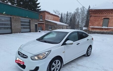 Hyundai Solaris II рестайлинг, 2013 год, 625 000 рублей, 8 фотография