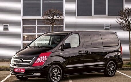 Hyundai Grand Starex Grand Starex I рестайлинг 2, 2014 год, 1 455 000 рублей, 1 фотография