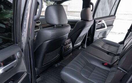 Toyota Land Cruiser 200, 2020 год, 13 500 000 рублей, 30 фотография