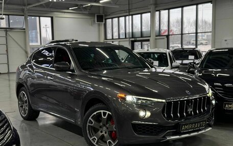 Maserati Levante I, 2018 год, 4 999 000 рублей, 4 фотография