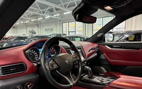 Maserati Levante I, 2018 год, 4 999 000 рублей, 11 фотография