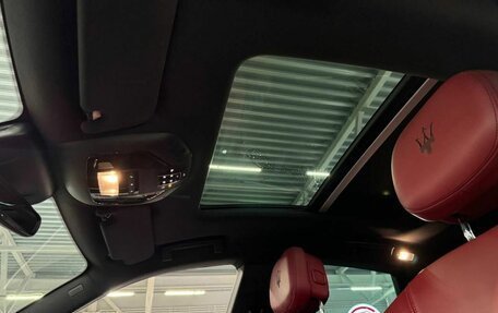 Maserati Levante I, 2018 год, 4 999 000 рублей, 21 фотография