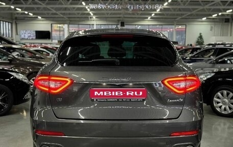 Maserati Levante I, 2018 год, 4 999 000 рублей, 7 фотография