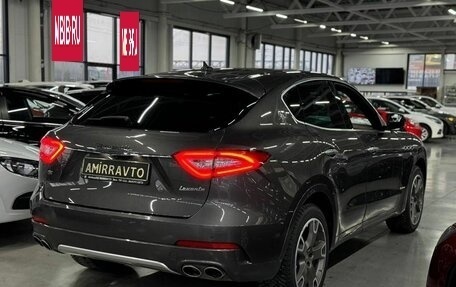 Maserati Levante I, 2018 год, 4 999 000 рублей, 8 фотография