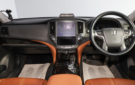 Toyota Crown, 2017 год, 3 099 000 рублей, 14 фотография